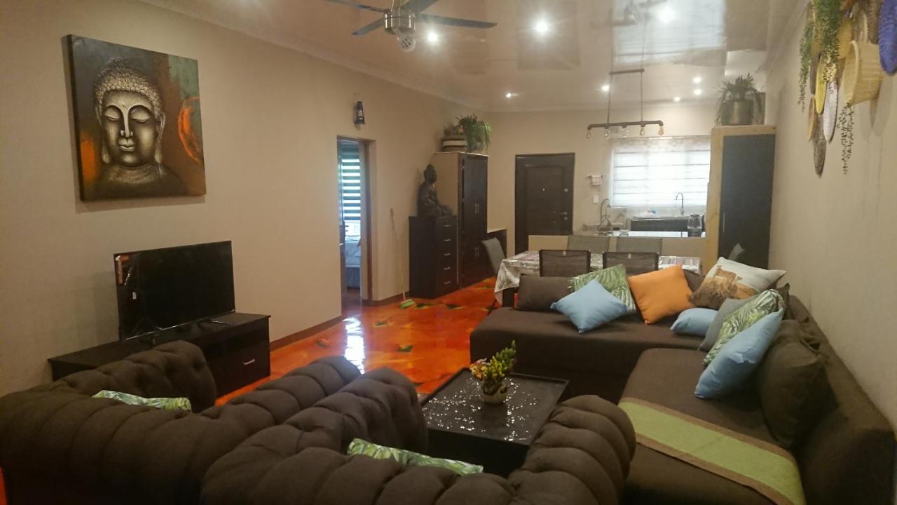 Svh Bush Lodge Марлот Парк Екстериор снимка