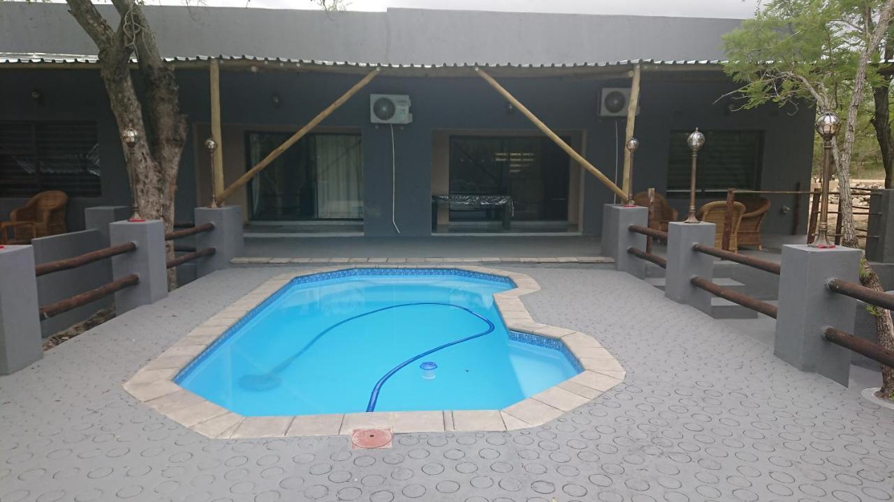Svh Bush Lodge Марлот Парк Екстериор снимка