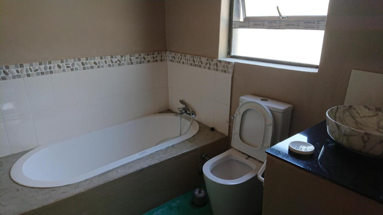 Svh Bush Lodge Марлот Парк Екстериор снимка