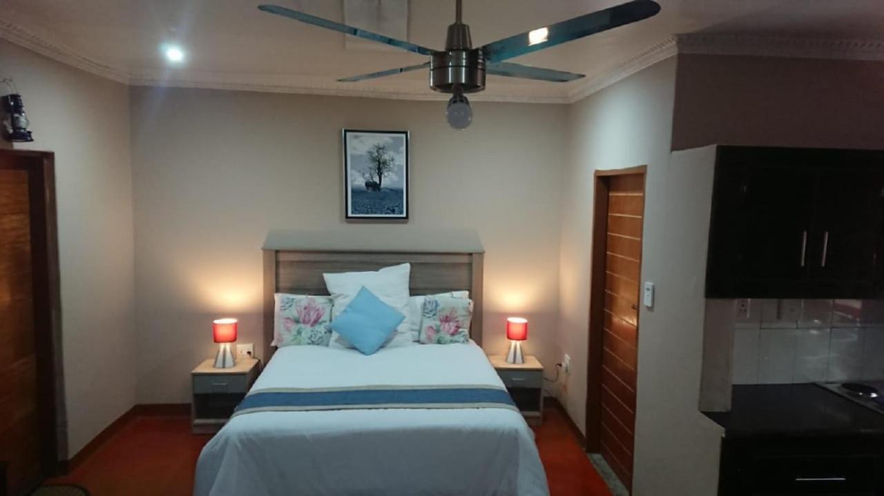 Svh Bush Lodge Марлот Парк Екстериор снимка