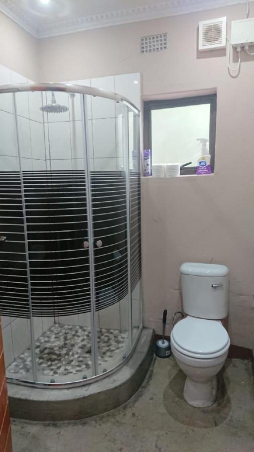 Svh Bush Lodge Марлот Парк Екстериор снимка
